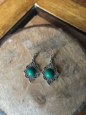 Green Stone Filigree Drop Earrings - Women Jewelry